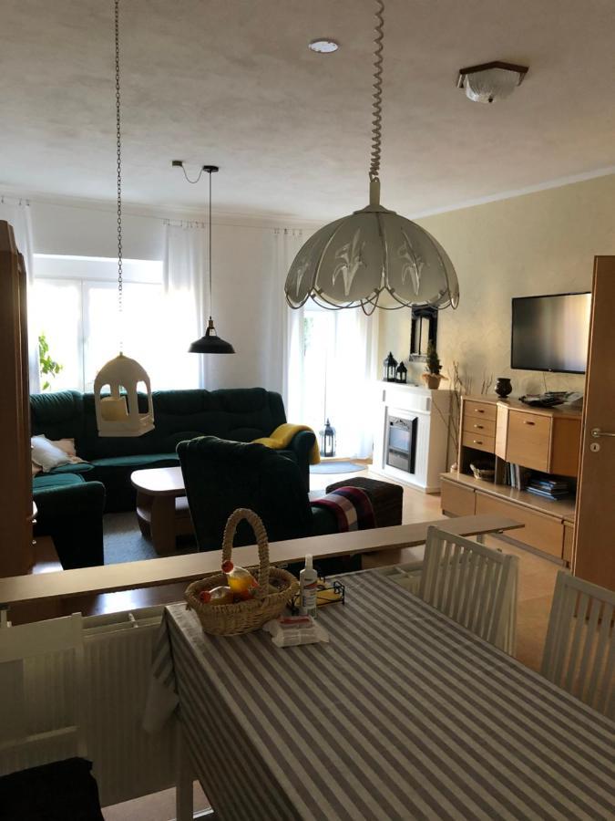 Ferienappartment Mit Schlafzimmer Farschweiler Zewnętrze zdjęcie