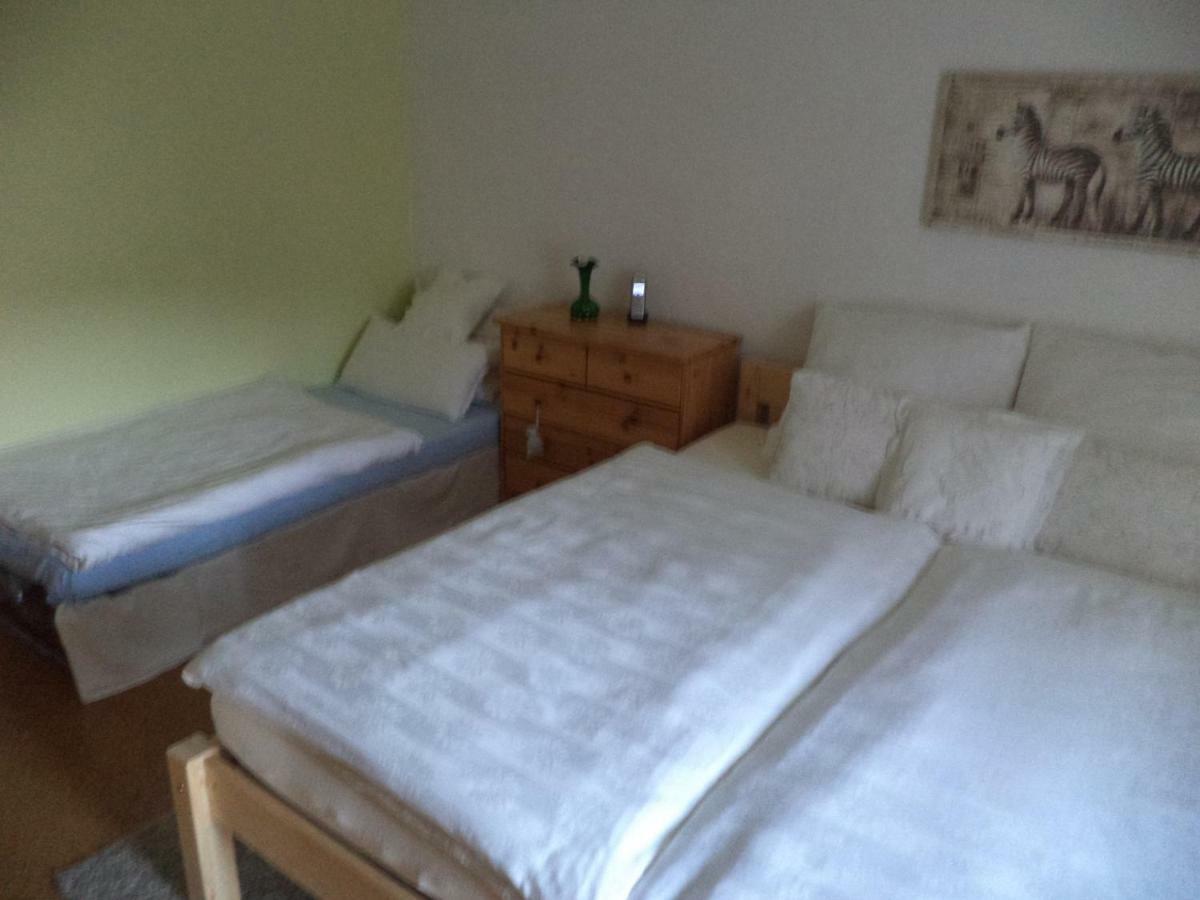 Ferienappartment Mit Schlafzimmer Farschweiler Zewnętrze zdjęcie